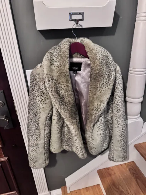 Mob Wife Leopard Print Faux Fur Open Front Jacket Coat - Size Small- MOSSIMO