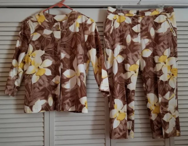 Chico's 2-Piece Jacket Cropped Pants Outfit Brown Yellow Floral Size 1 (size 8)