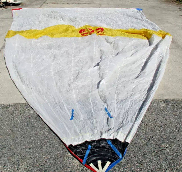 Spinnaker Luff 26' 4" Ft 19' 7" Leach 26' 4"  (*2951Sh)