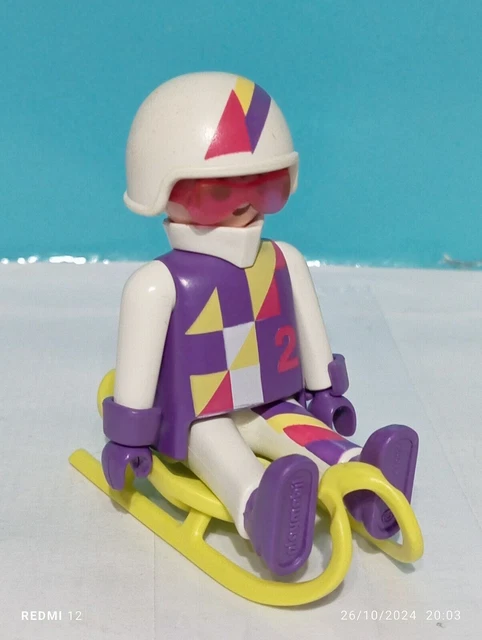 PLAYMOBIL vintage city life sports d'hiver skieurs skis luges boîte