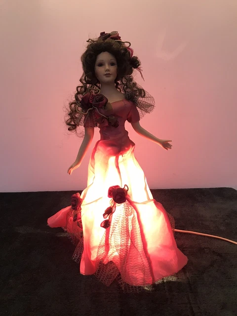 Vintage deals doll lamp