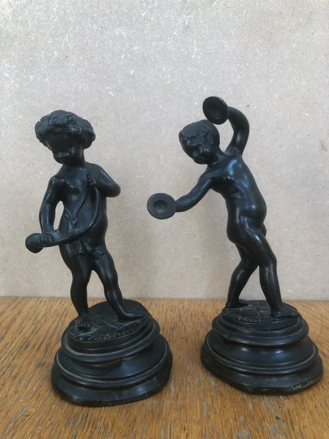 Paire D'angelots Musiciens En Bois Sculpté - Début XIXe Siècle, Bronze Et Bois, Asie