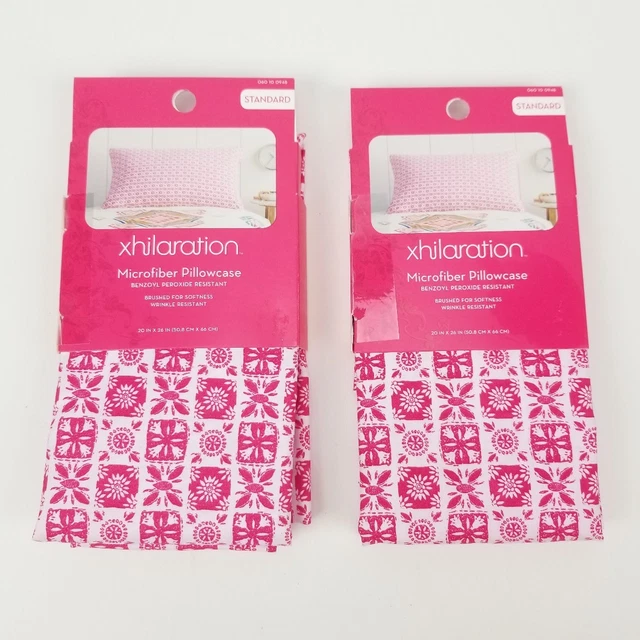(Lot of 2) Xhilaration Pink/Red Microfiber Pillowcases Standard 20" x 26" Square