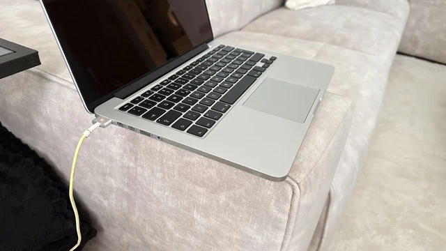 Apple MacBook Pro Retina 13,3“ | Inel i5 2,9 Ghz | 256 GB SSD | 16 GB RAM