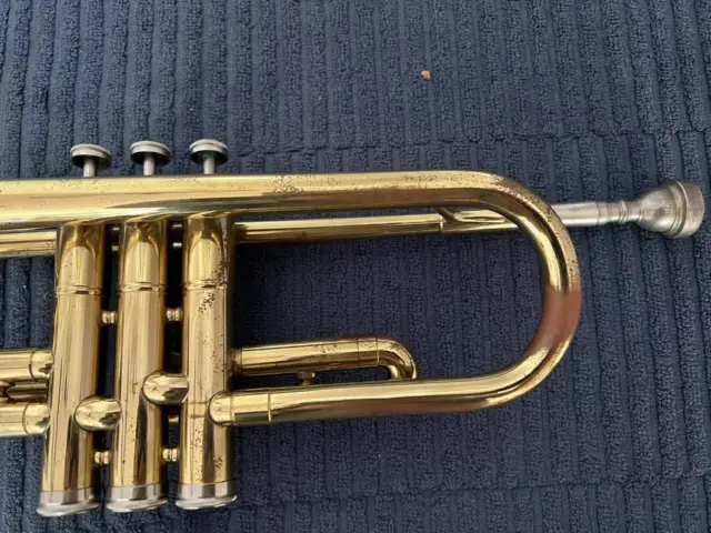 1980 Vintage Brass Trumpet Horn w/ 2 Mouthpieces & Original Carry Case USA NICE 3