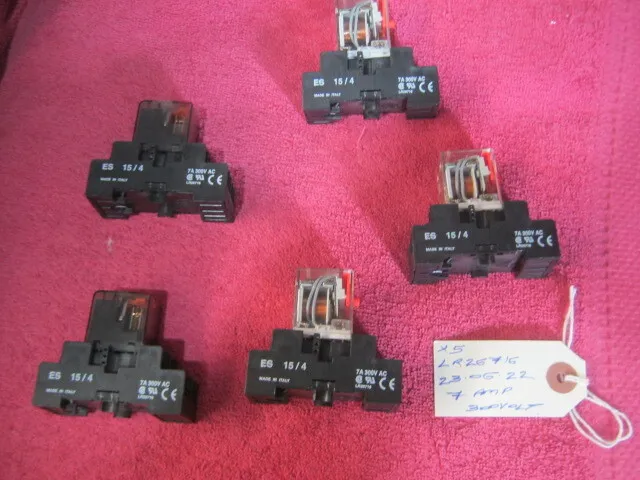 x5 ES15/4 14-pin Plug-in Relay Socket LR26716 - Used (Ref 23/06/2022)