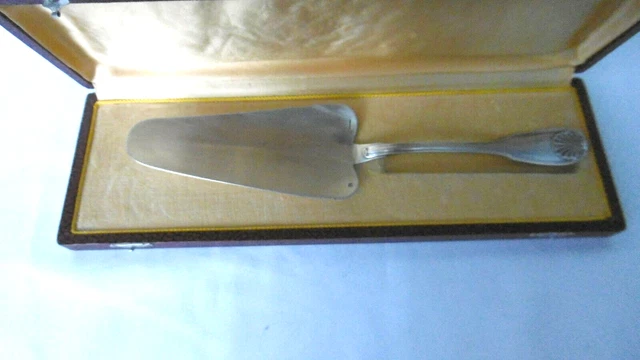 Coffret pelle à tarte métal argenté vintage