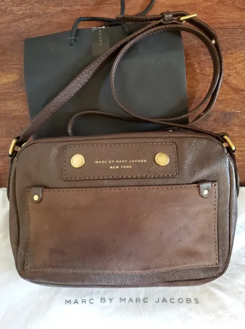 Marc by Marc Jacobs 85% Buffalo / 15% Cow LEATHER Crossbody+ DUSTCOVER & BAG