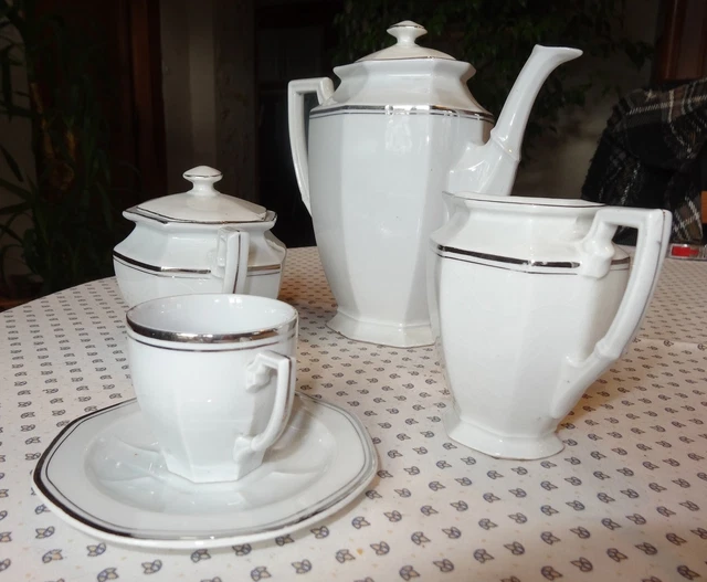 Vends service à café porcelaine blanche 15 pièces on Gens de Confiance