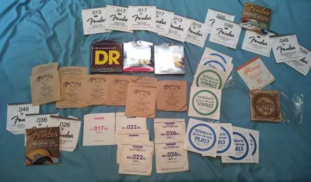 Mixed Lot D'Addario Martin DR fender Kaman Ernie Ball ghs NOS