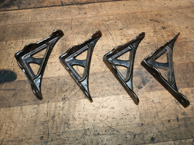 Antique 4 Matching Cast Iron Angle Brackets Screen Door Restoration Project Part