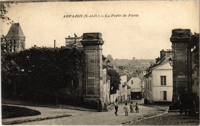 CPA Arpajon La Porte de Paris (1360006)