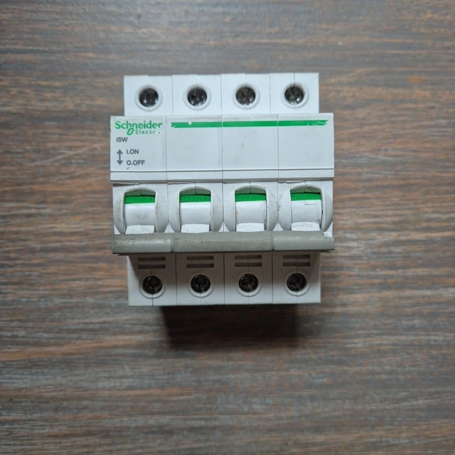 Interrupteur 4P 63A Schneider A9S65463 - Neuf - Courant AC - Fabriqué En Hongrie