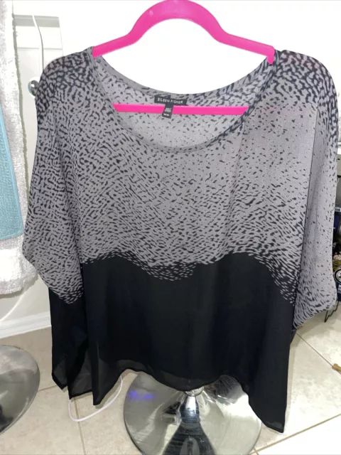 Eileen Fisher EUC Gray Black Ombre Silk Short Sleeve Top Shirt Blouse Medium