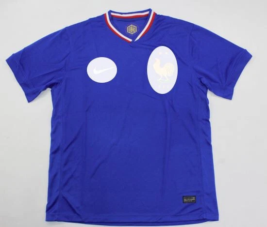 Mbappé, Sancho, Cristiano : les flocages des nouveaux maillots Nike