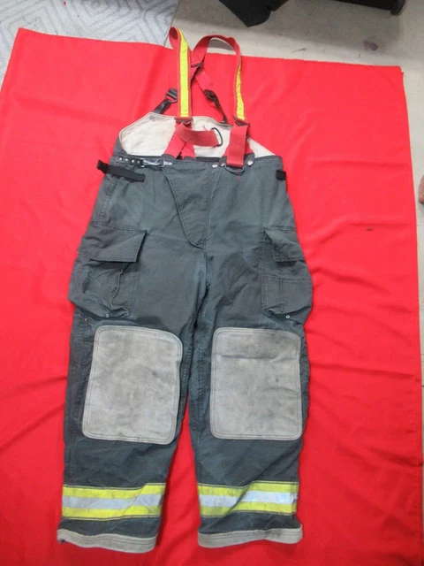 Globe GX-7 44 x 30 Bunker Pants Turnout Pants Firefighter GEAR BLACK TOW TOWING