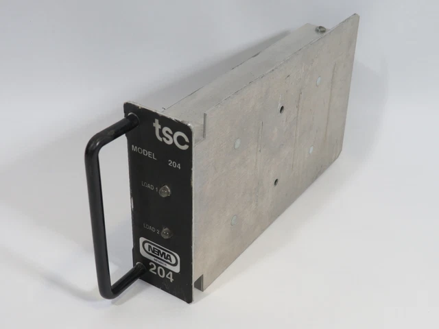 TSC FU4204 Traffic Signal System Model 204 25A@77 Deg F 10A@165 Deg F USED