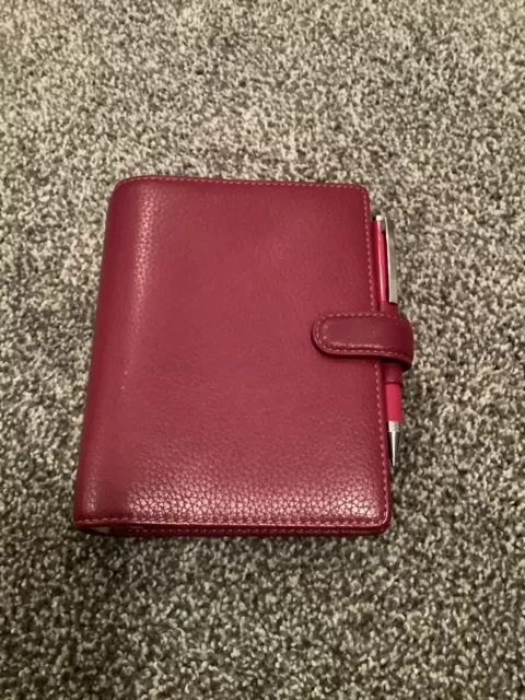 filofax A6 in Raspberry Leather With Original Pen