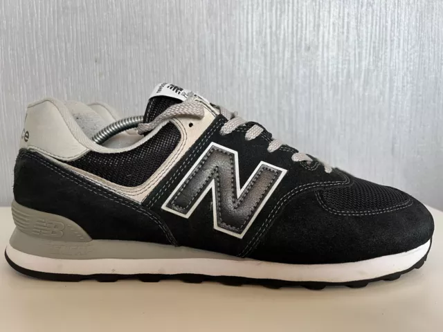 New Balance Classic 574 Mens Trainers - Size UK 11 - Black White