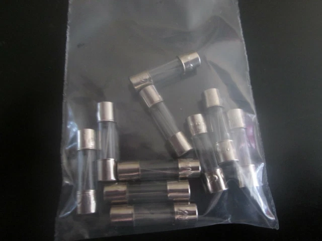 lot 10 fusibles rapides 5X20 3A