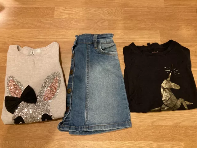 Girls bundle of clothes (jumpers and denim skirt). Age 7-8 years