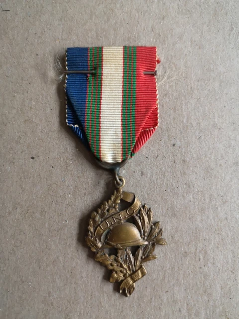 Médaille UNC, Union National des Combattants WW1 WW2 french medals U.N.C. veteran soldier france 1914 1918 medal