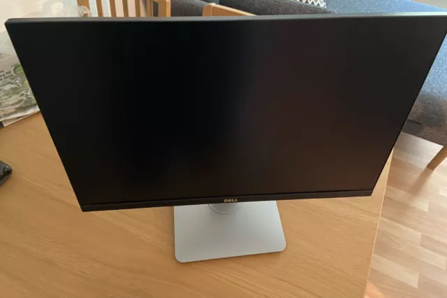 Dell UltraSharp U2415b 61 cm (24,1 Zoll) 16:10 IPS LCD Monitor - Schwarz Silber