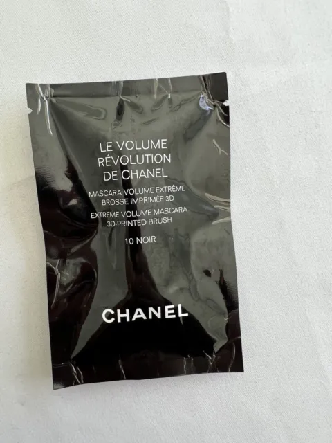New in Package Le Volume De Chanel Mascara 10 Noir 1g/0.03oz Black Nieman Marcus