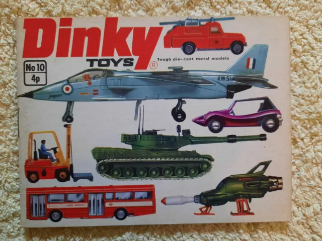 Dinky-Toys Modellautokataloge 70er Jahre – internationale Ausgaben - TOP-Zustand