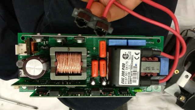 EUC 200 P/00 ballast lamp driver