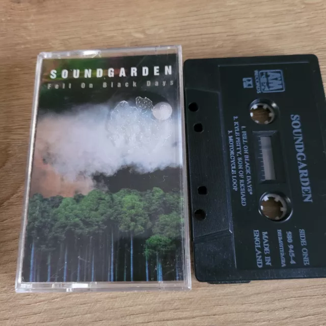 Cassette Soundgarden Fell On Black Days