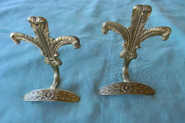 2 Vtg Cast Brass Feather Floral Tie Back Curtain Drapery Hook Made Spain 601-B