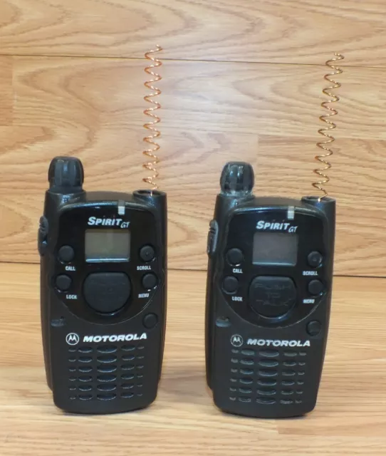 *FOR PARTS* Motorola Spirit GT / P24SBA03F2AA Two Way Radios w/ Battery Covers