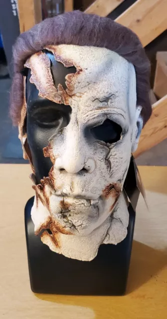 Rob Zombie's Halloween 2 Michael Myers Torn Tyler Mane in Hand Actual Mask pic