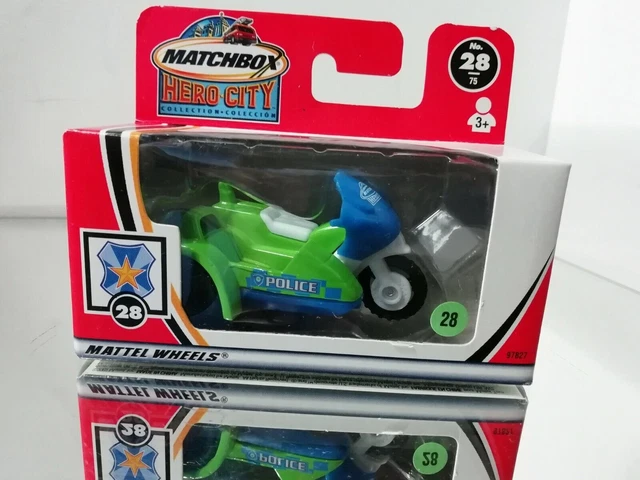 Moto de police Matchbox avec side-car dans la boîte