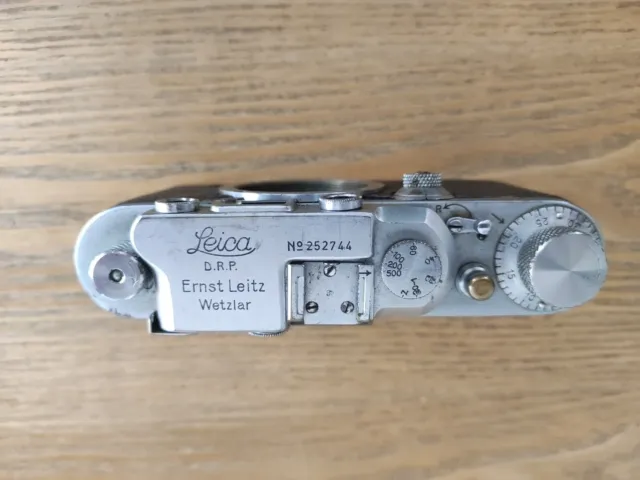 Leitz Leica IIIa camera  M39 Screw Mount