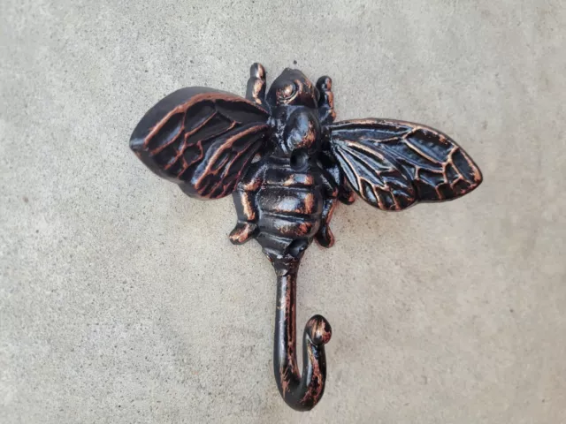 Bee organization hook, Cast Iron Towel holder, Bathroom Queen Bee bumblebee