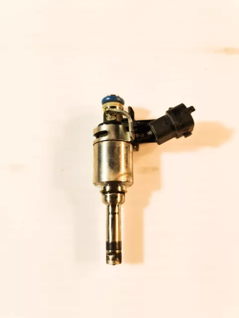 HYUNDAI TUCSON TL, TLE 353102B110 Injecteur de Carburant 1.60 Petrol 12054311