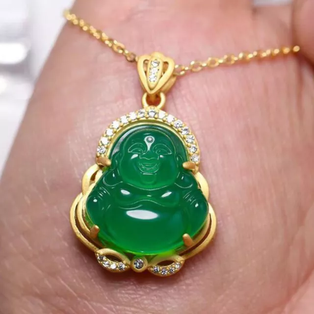 Beau collier pendentif bouddha en jade vert foncé en or 14 carats 2