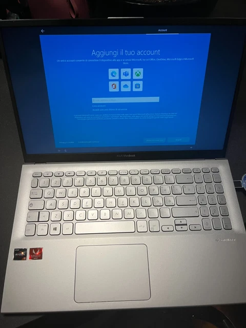 Laptop Asus Vivobook F512D AMD Ryzen 5, 8 GB, 512GB, 15.6" Full HD, Win 11