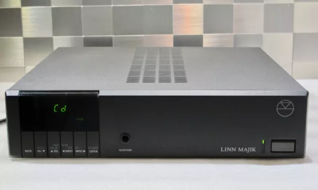 LINN Majik-IP Stereo Vollverstärker in schwarz, Phono MM, Pre-Amp + Endstufe