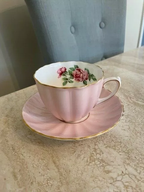 VINTAGE STUNNING Salisbury Bone China England Teacup and Saucer PINK FLORAL