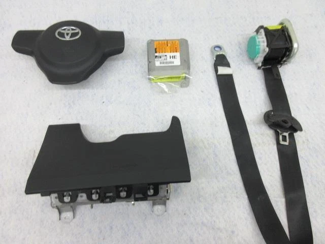 Toyota Yaris HATCHBACK SEDAN 2013-2018 OEM Airbag steering wheel LEFT KNEE BELT