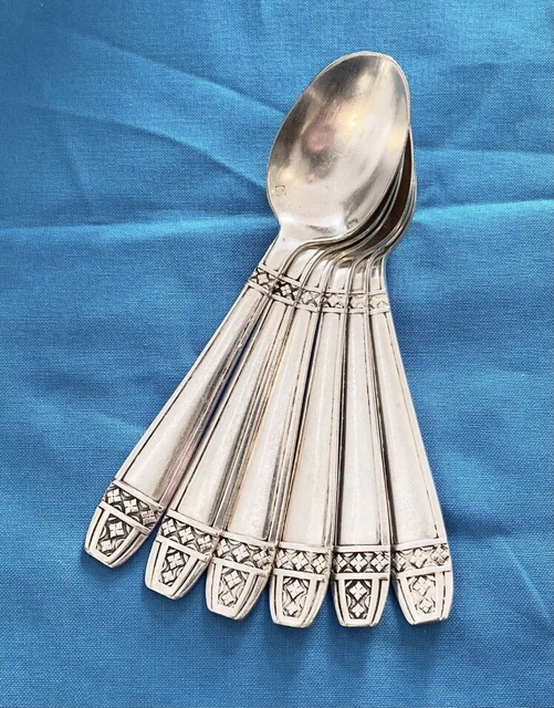 Louche Art Déco Grand Prix De Monaco – Métal Argenté 31,5 Cm – Pièce Unique