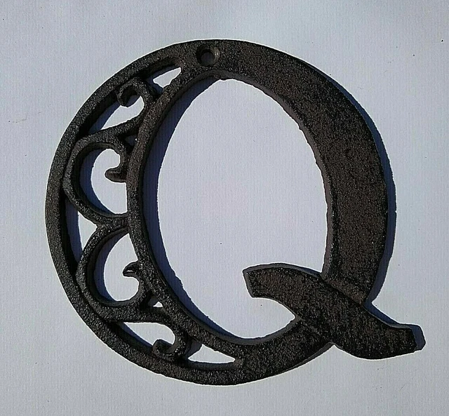 Alphabet House Letters Q Antique Brown Cast Iron Metal Large 4.5" Indoor Outdoor 4