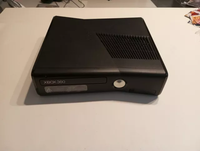 Original Microsoft Xbox 360 S Spielkonsole Konsole 250 GB