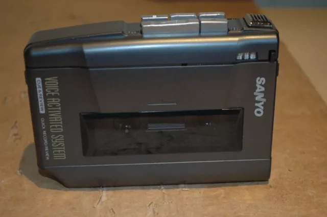 Sanyo M-1119 Compact Cassette Recorder