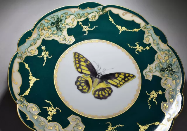 ANCIENNE ASSIETTE en PORCELAINE LIMOGES 