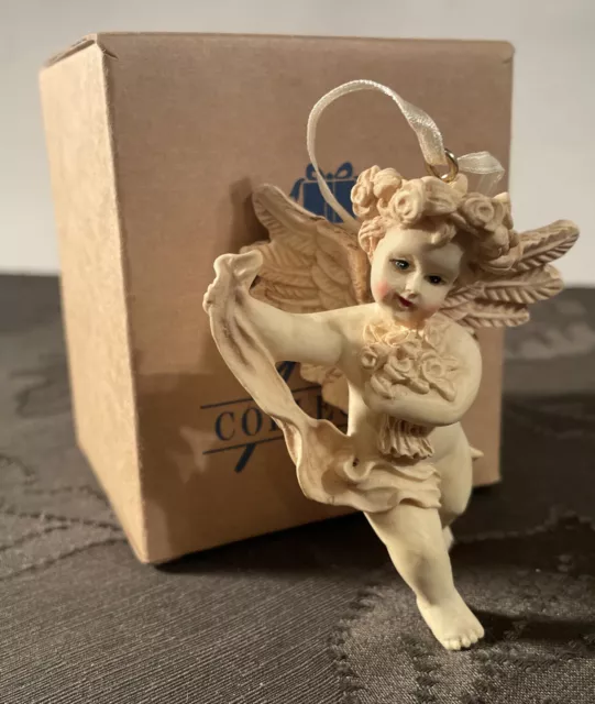 1996 Avon Gift Collection Cherub Ornament Angel with Bouquet of Flowers