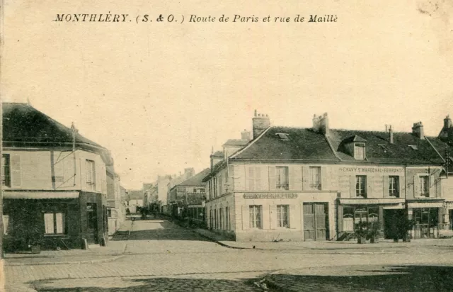 MONTLHERY Route de Paris et rue de Maillé L'enseigne CHAVY Maréchal Ferrant